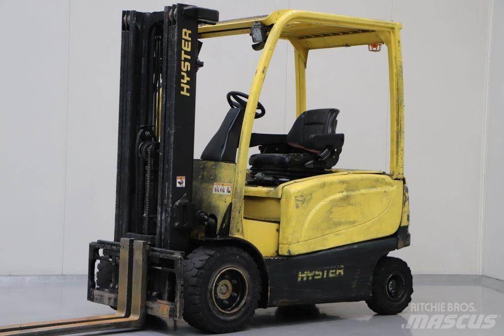 Hyster J2.5XN Akumulátorové vozíky