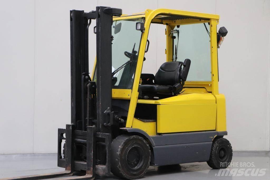 Hyster J3.00XM Akumulátorové vozíky