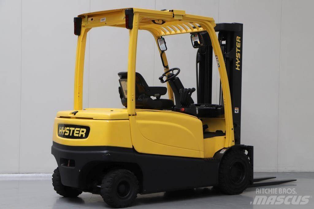 Hyster J3.5XN Akumulátorové vozíky
