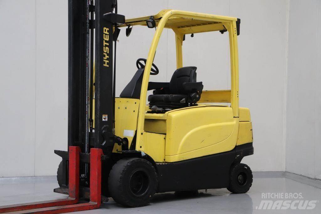 Hyster J3.5XN Akumulátorové vozíky