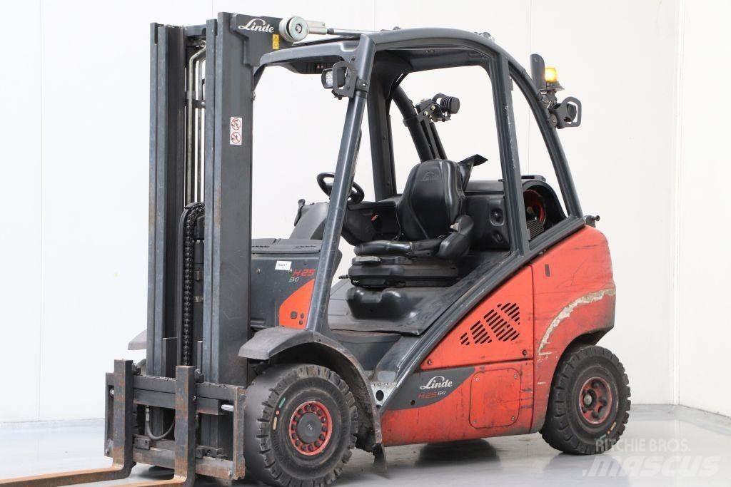 Linde H25T-02 LPG vozíky
