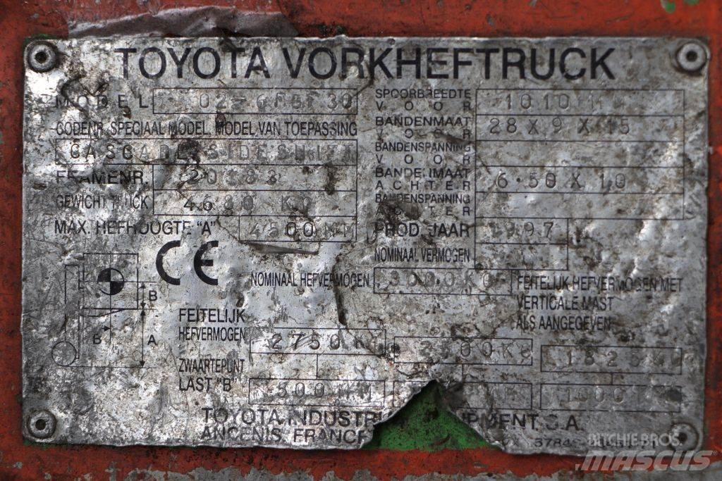 Toyota 02-6FGF30 LPG vozíky