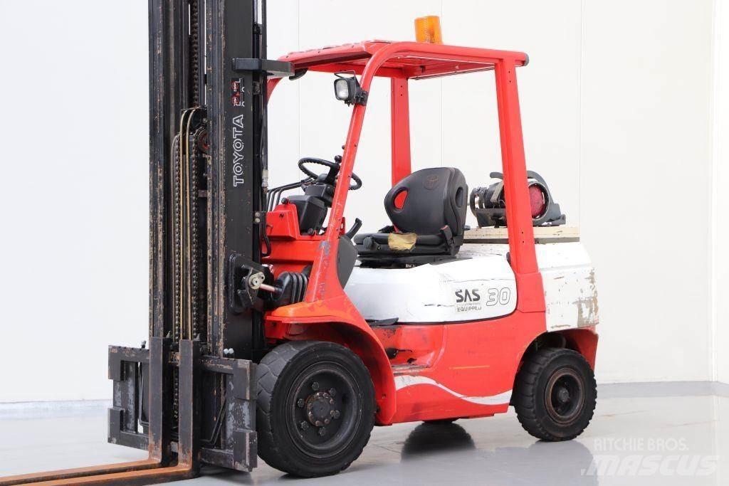 Toyota 02-7FGF30 LPG vozíky