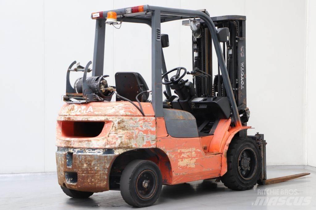 Toyota 02-7FGF30 LPG vozíky