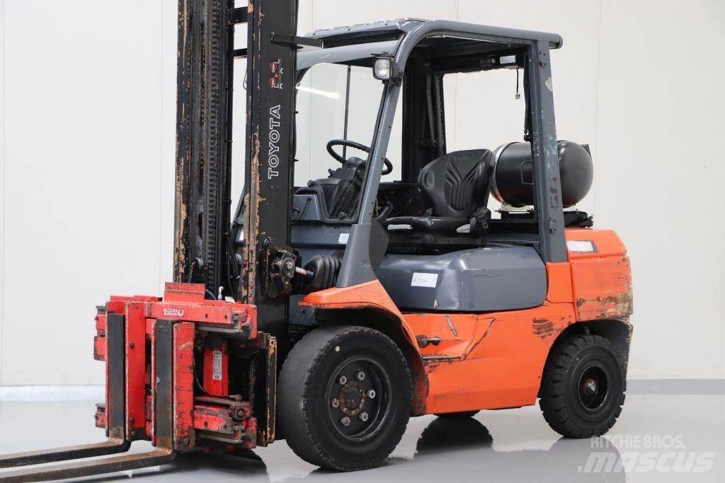 Toyota 02-7FGJF35 LPG vozíky