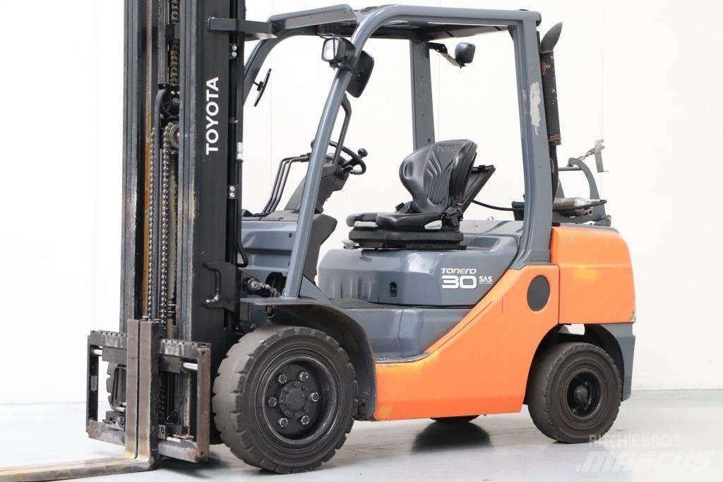Toyota 02-8FGF30 LPG vozíky