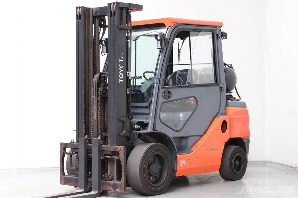 Toyota 02-8FGF30 LPG vozíky