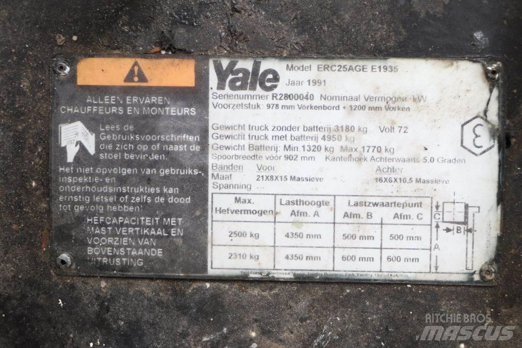 Yale ERC25AGE Akumulátorové vozíky