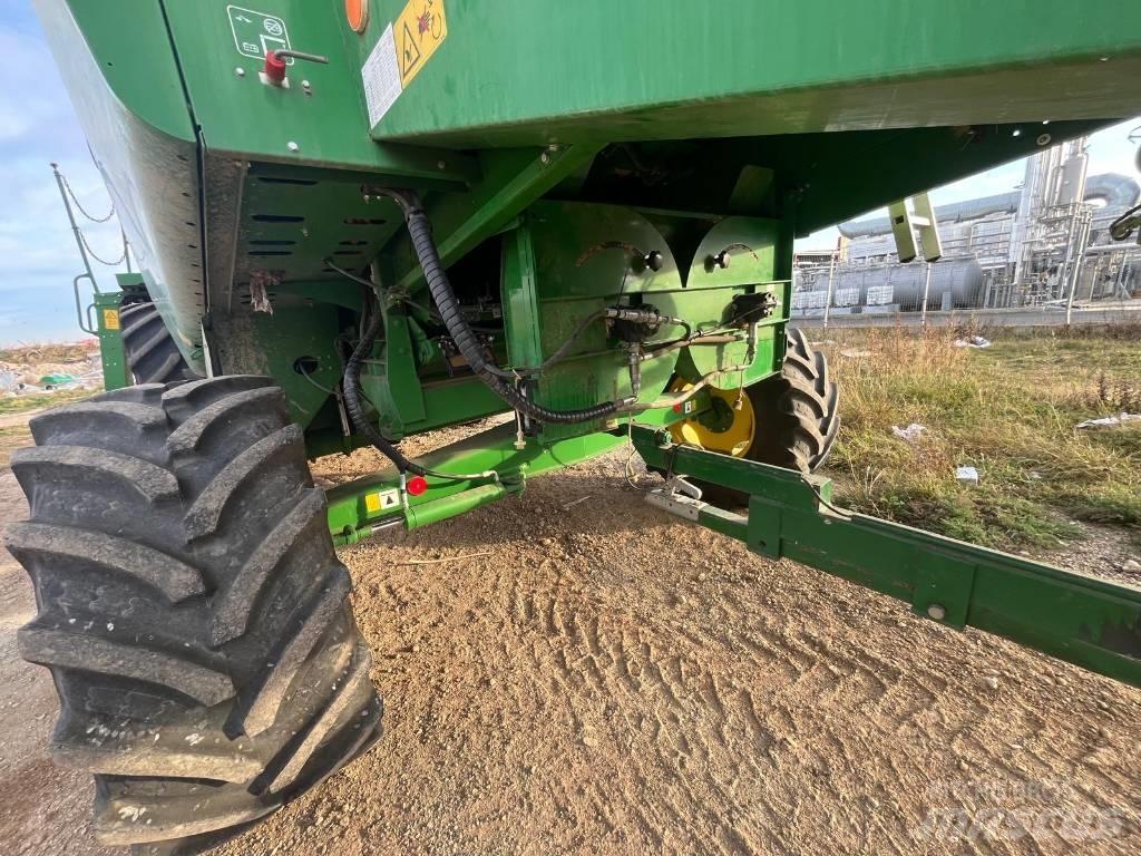 John Deere W 440 PTC Kombinované zberacie stroje
