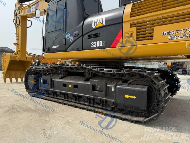 CAT 330D2L Pásové rýpadlá