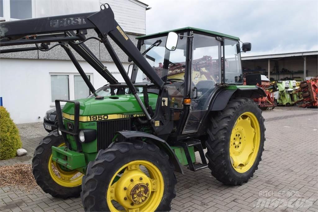 John Deere 1950 Traktory