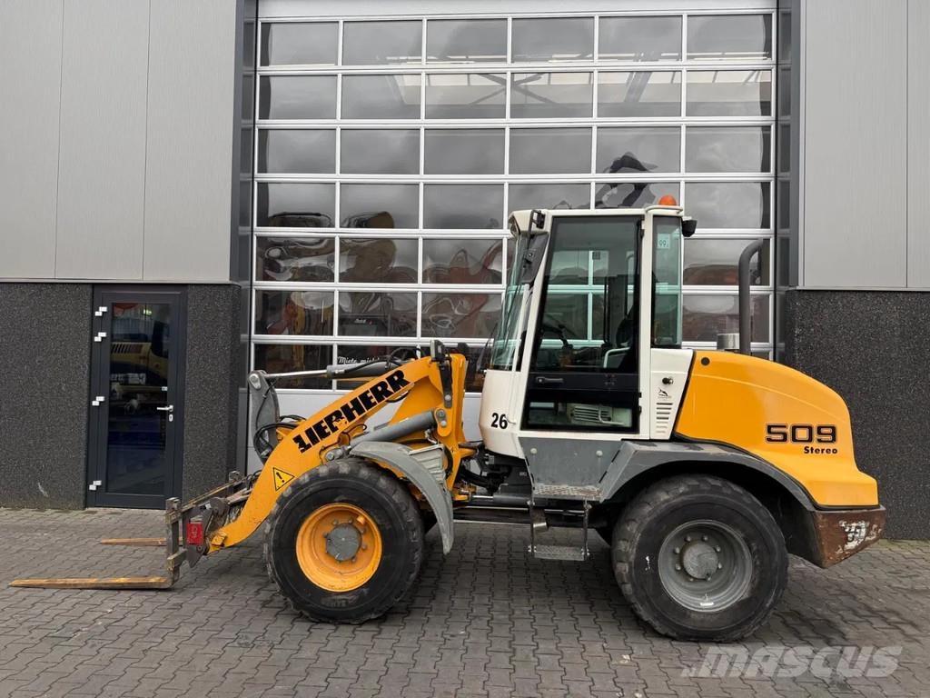 Liebherr L509 Kolesové nakladače