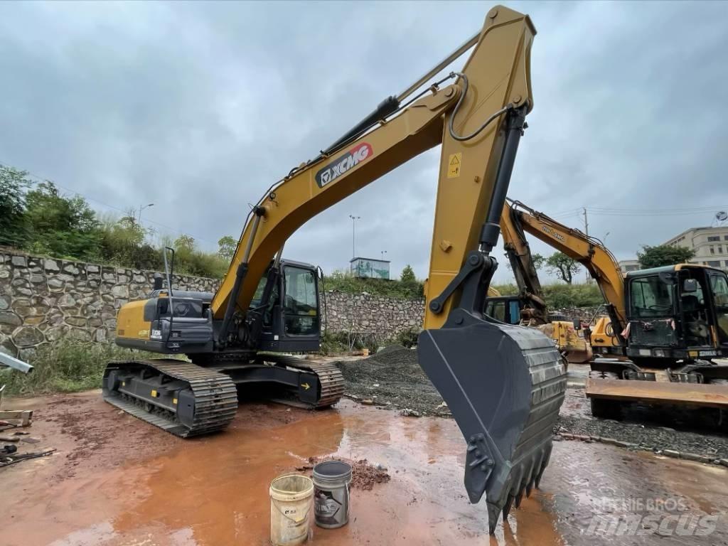 XCMG XE 200 DA Pásové rýpadlá