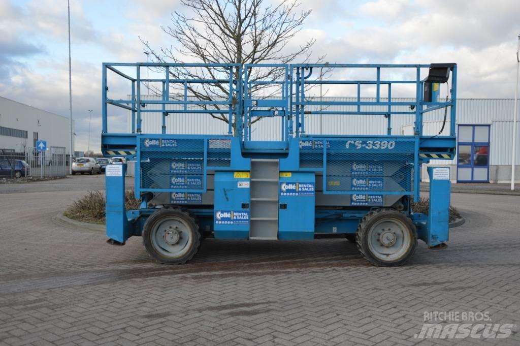Genie GS3390 RT Nožnicové zdvíhacie plošiny
