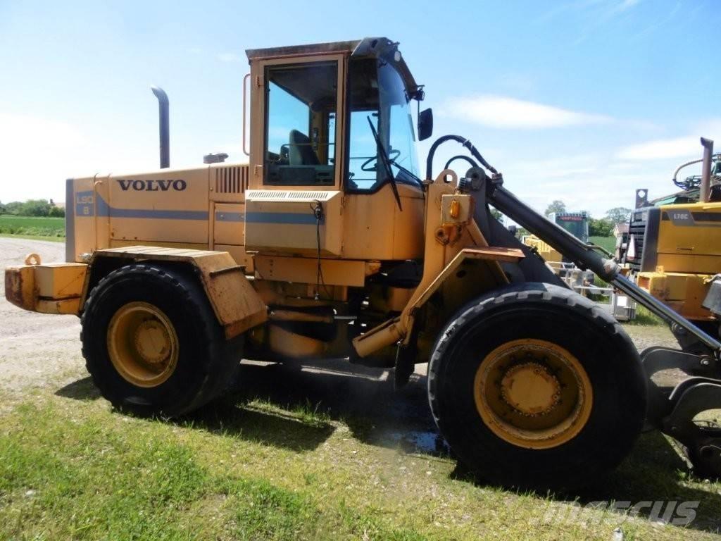Volvo L90B Kolesové nakladače