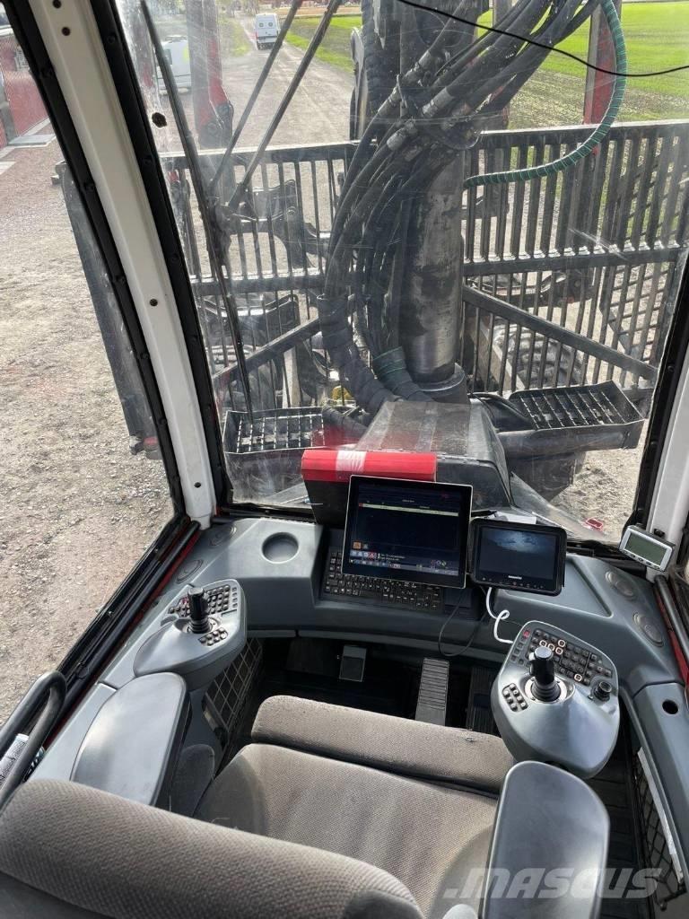 Komatsu 865 Lesné traktory