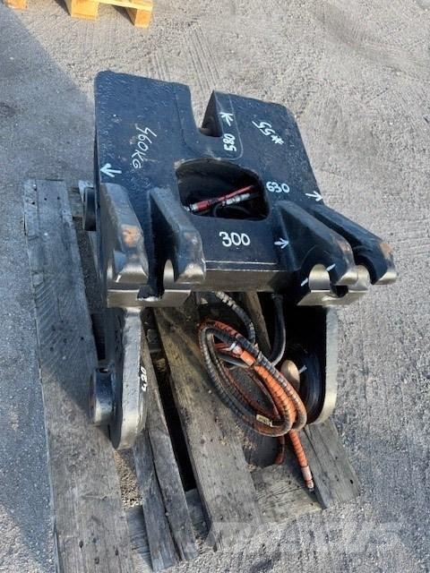 Volvo QUICK COUPLERS Rýchlospojky