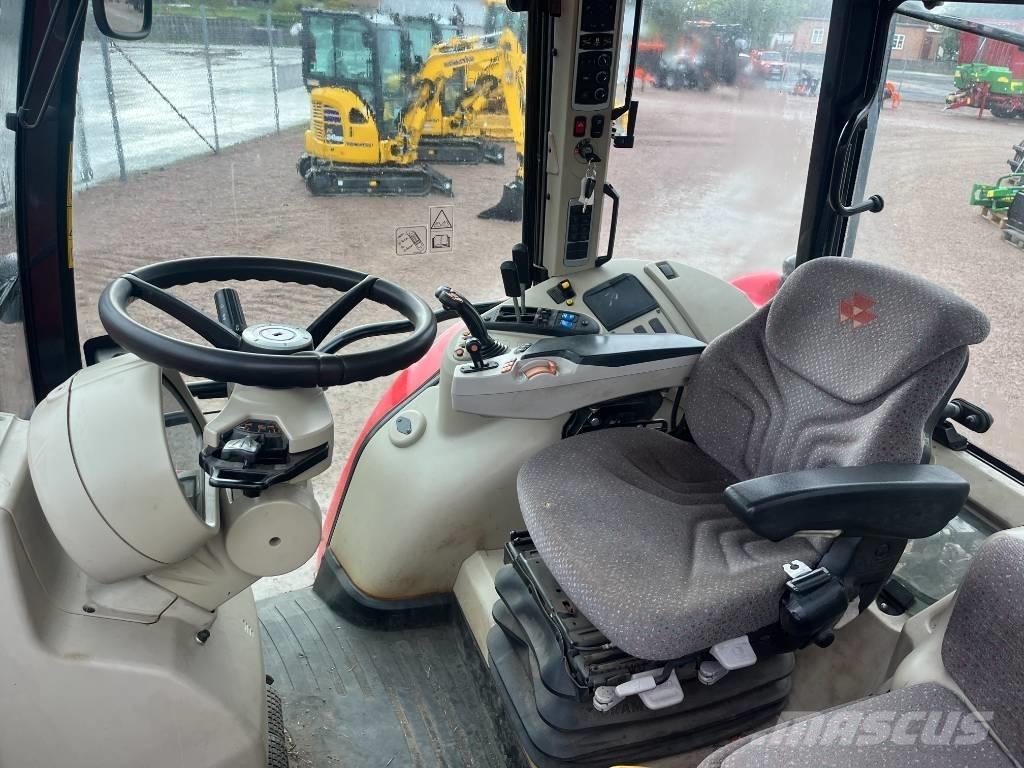Massey Ferguson 5613 Traktory