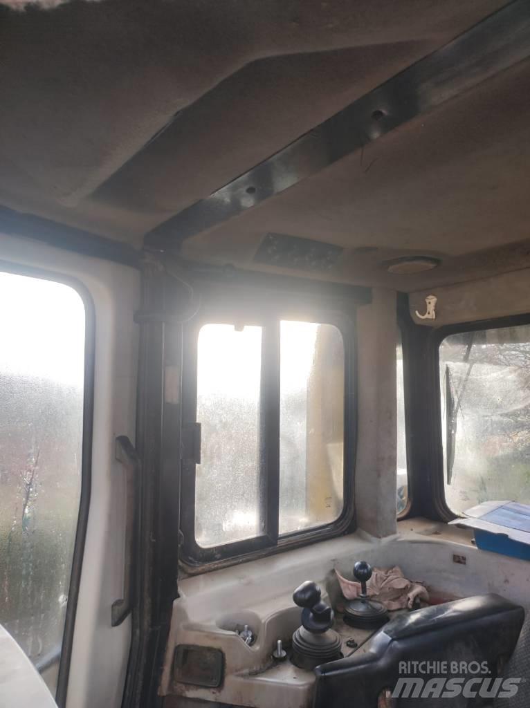 CAT D 6 R LGP II Pásové dozéry