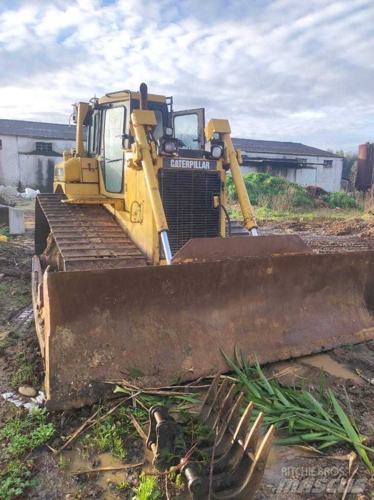 CAT D 6 R LGP II Pásové dozéry