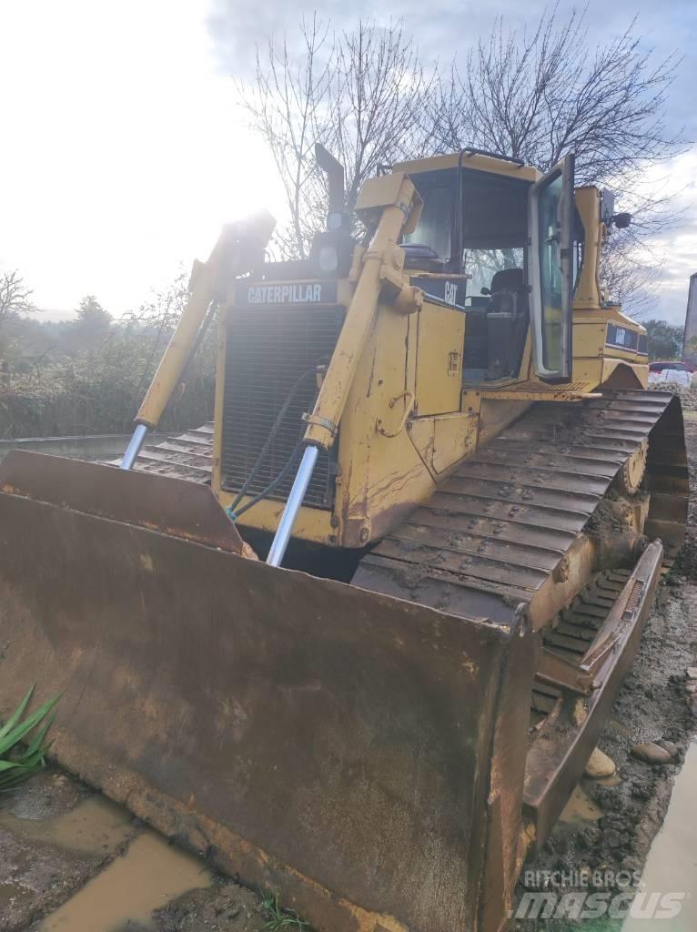 CAT D 6 R LGP II Pásové dozéry