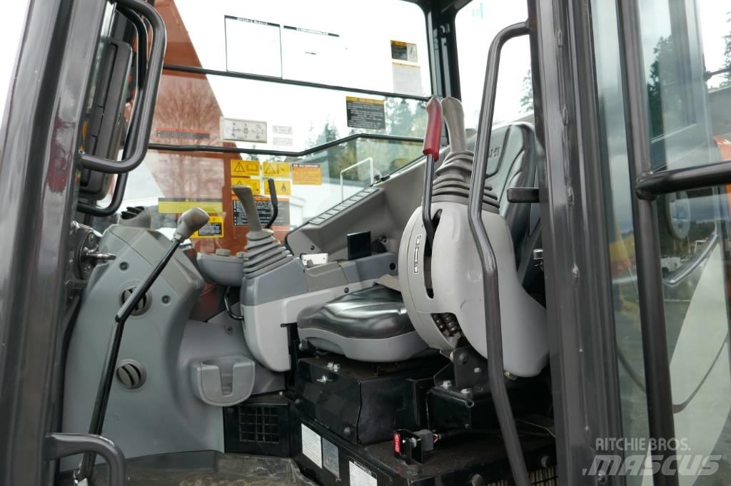 Hitachi ZX75UR-5B Pásové rýpadlá