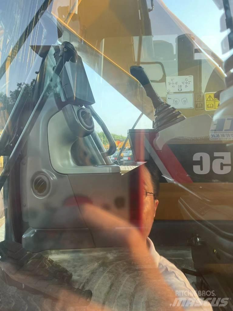 CAT 320 gx Pásové rýpadlá