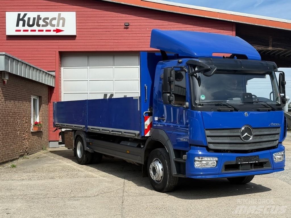 Mercedes-Benz 1630L Plošinové nákladné automobily/nákladné automobily so sklápacími bočnicami