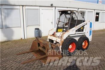 Bobcat 743 Šmykom riadené nakladače