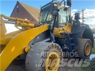 Komatsu WA 470 Kolesové nakladače