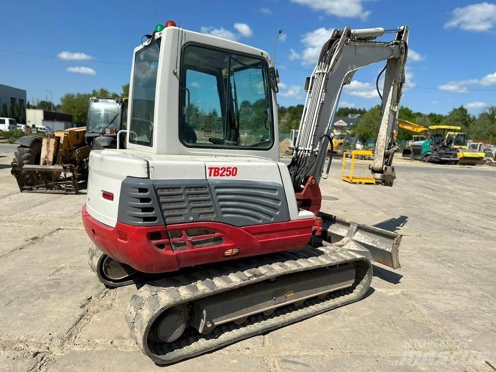Takeuchi TB250 Mini rýpadlá < 7t
