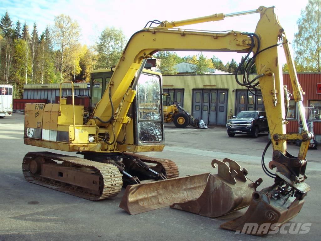 CAT E 70 B Midi rýpadlá 7 t - 12 t