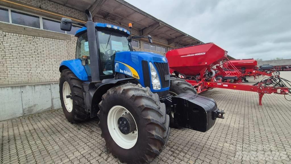 New Holland T 8040 Traktory