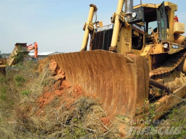 CAT D 8 L Pásové dozéry