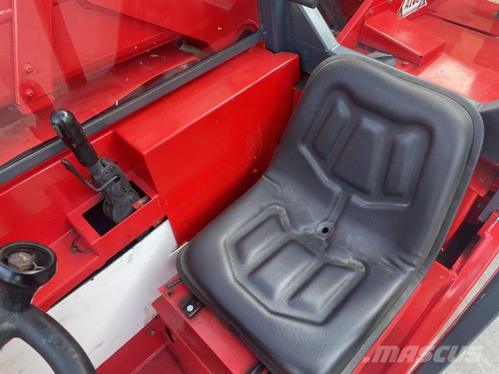 Manitou BT 420 Teleskopické manipulátory