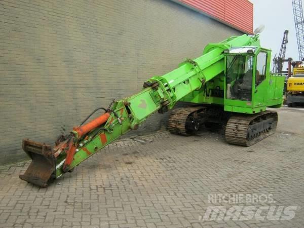  PL820R Špeciálne bagre