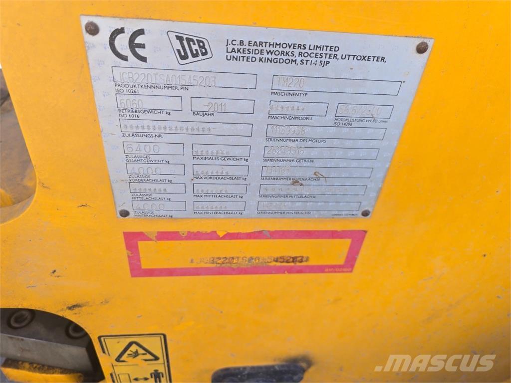 JCB TM 220 Kolesové nakladače