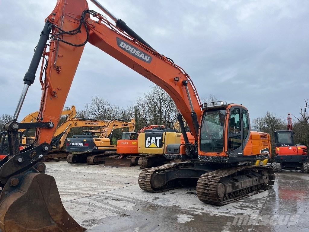 Doosan DX 225 LC-3 Pásové rýpadlá