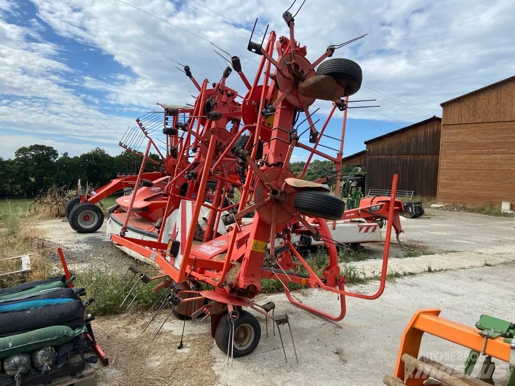 Kuhn GF8702 Obracače a zhrabovače sena