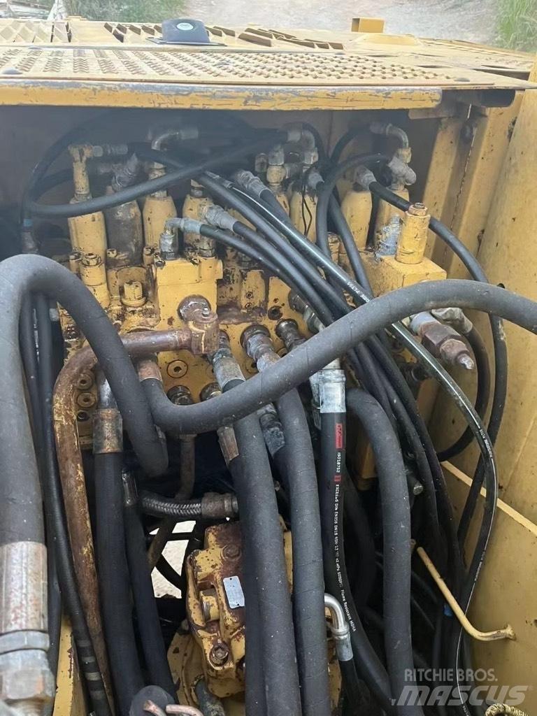 CAT 312 C Pásové rýpadlá