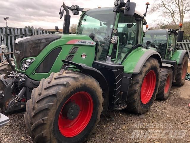 Fendt 716 Profi Plus Traktory