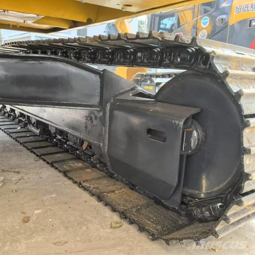 Komatsu PC 130-7 Pásové rýpadlá