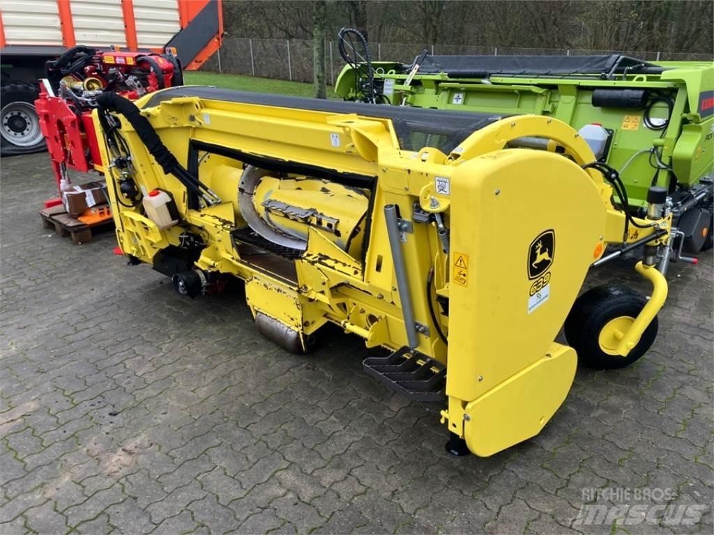 John Deere 8300i Žacie rezačky