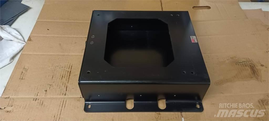  BeGe F687648 Kabíny a interiér