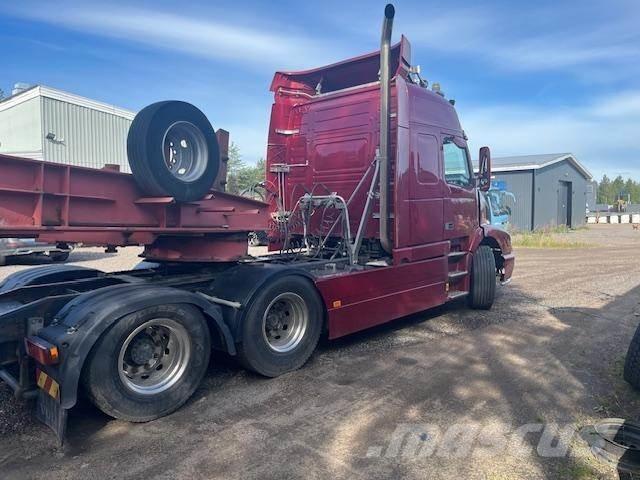 Volvo NH 12 Ťahače