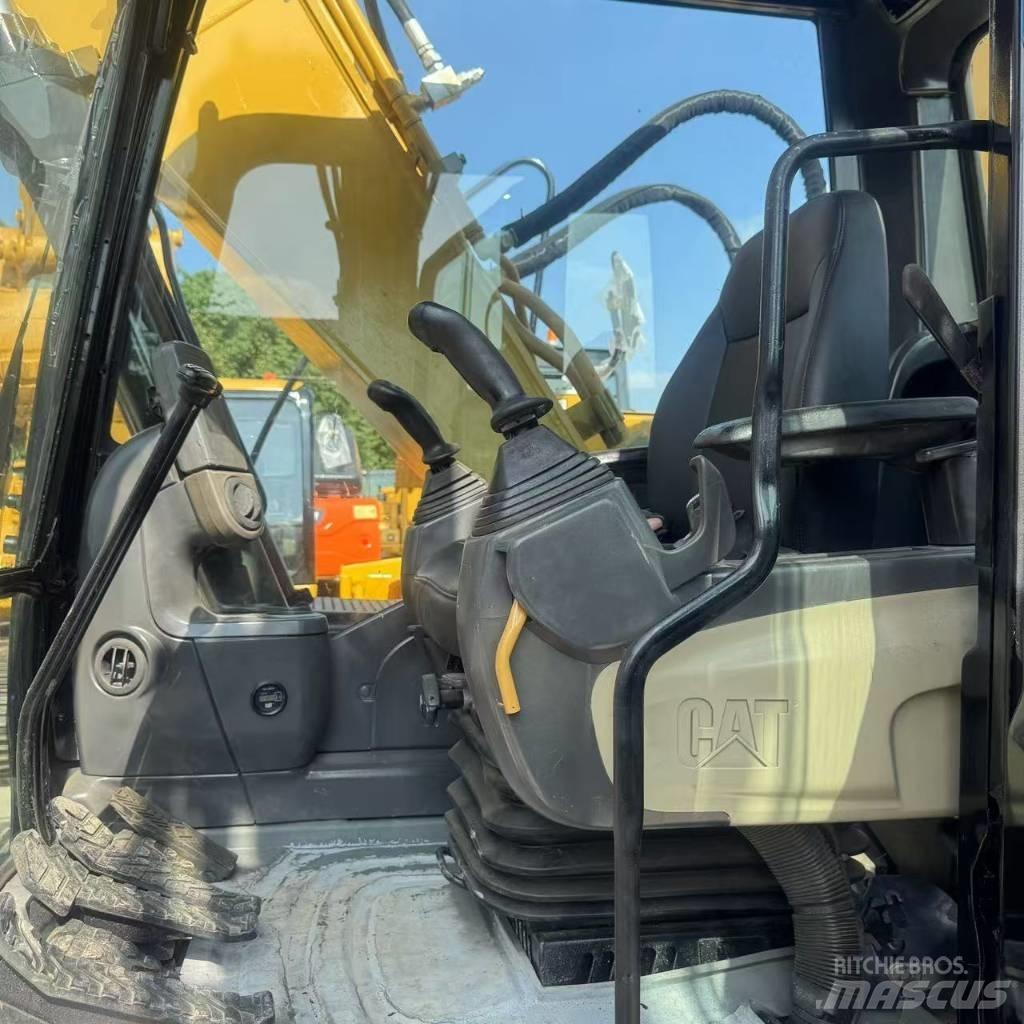 CAT 315 D Pásové rýpadlá