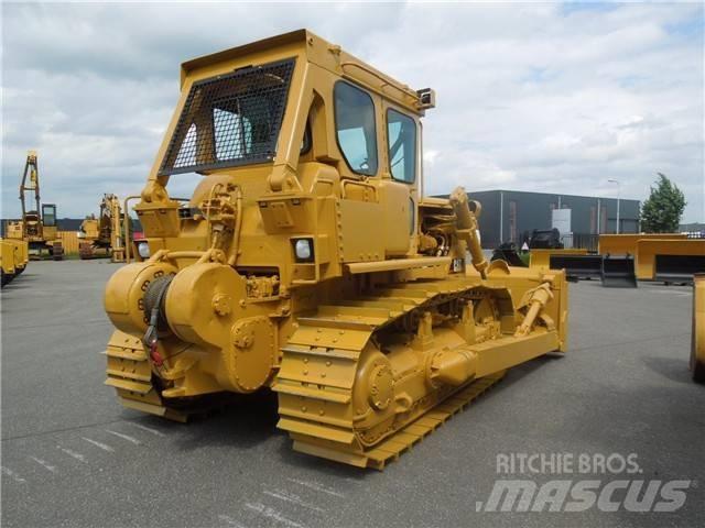 CAT D 7 G Pásové dozéry