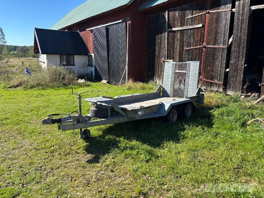 Ifor Williams 2 HB Nízko rámové nákladné automobily