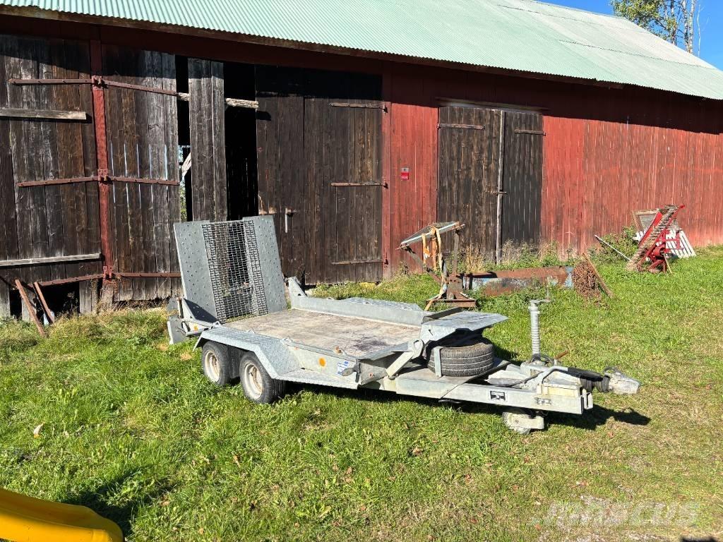 Ifor Williams 2 HB Nízko rámové nákladné automobily