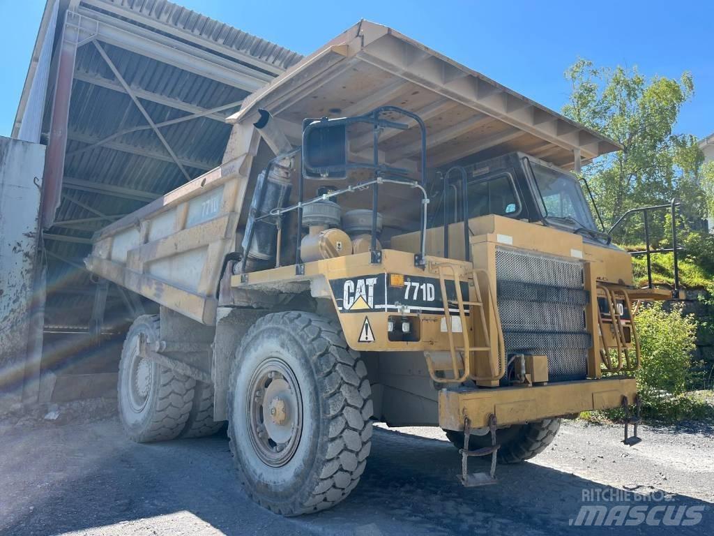 CAT 771D Pevné dempry